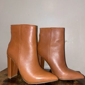 Steve Madden Cognac Boots
